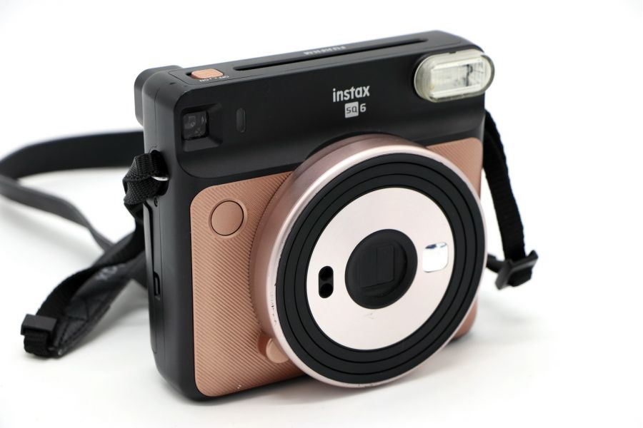 Камера моментальной печати Fujifilm Instax SQ 6
